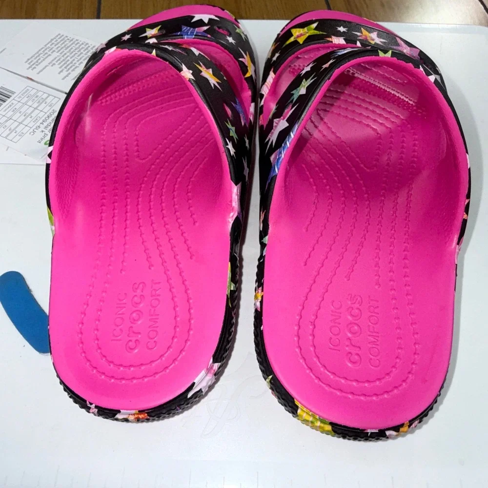 Crocs Classic Star Print Sandal K Pink Black Multi Kids J4 209094-6UC NWT‎